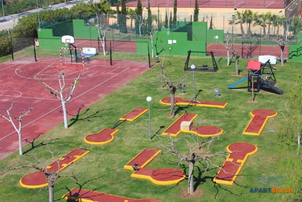 Apartbeach Los Juncos Residencial Piscinas Y Petanca La Pineda Esterno foto